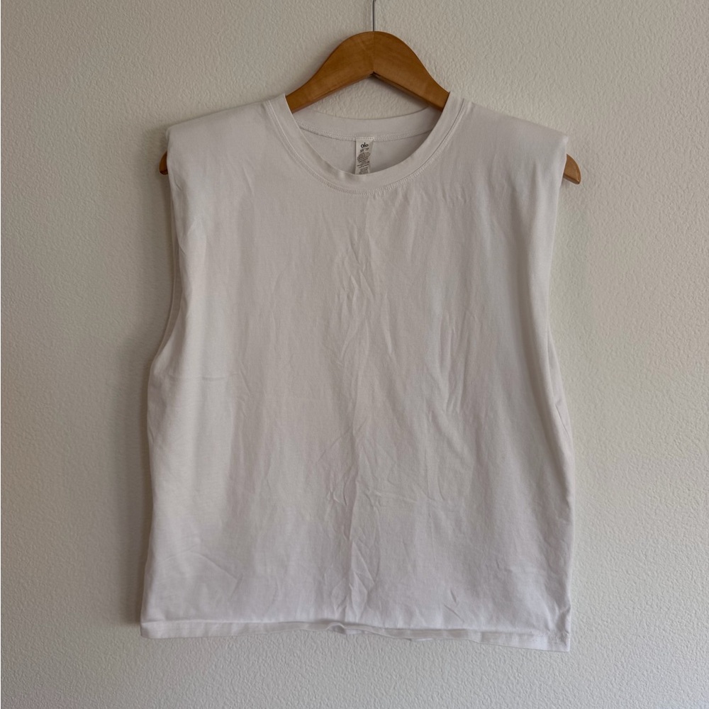 Alo Women’s Muscle Tee w Shoulder Pads